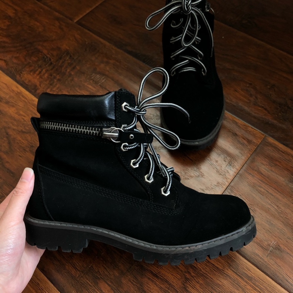 Black combat Boots size 6